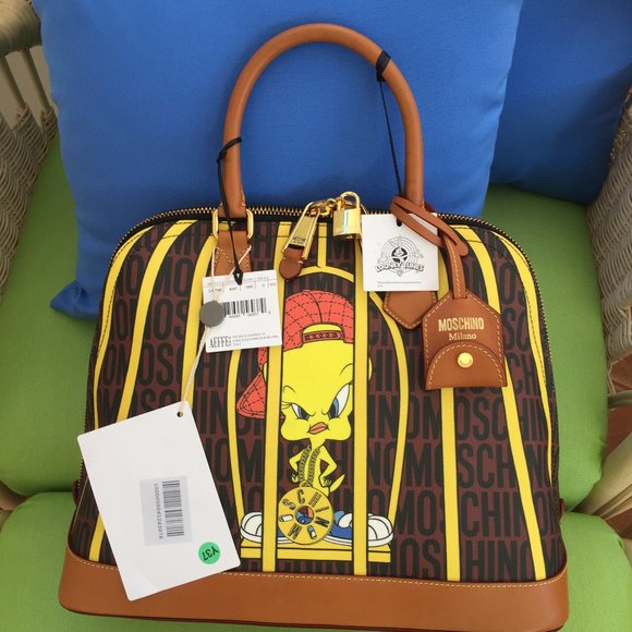 Nwt Moschino Tweety Bird Dome Satchel 